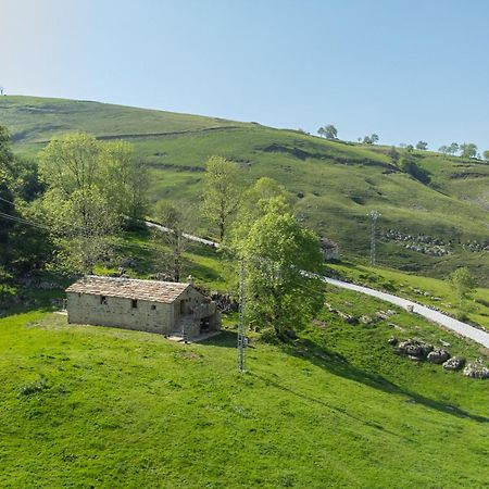 Vivienda Pasiega Lo Lucas 1920 San Roque de Ríomiera Екстериор снимка