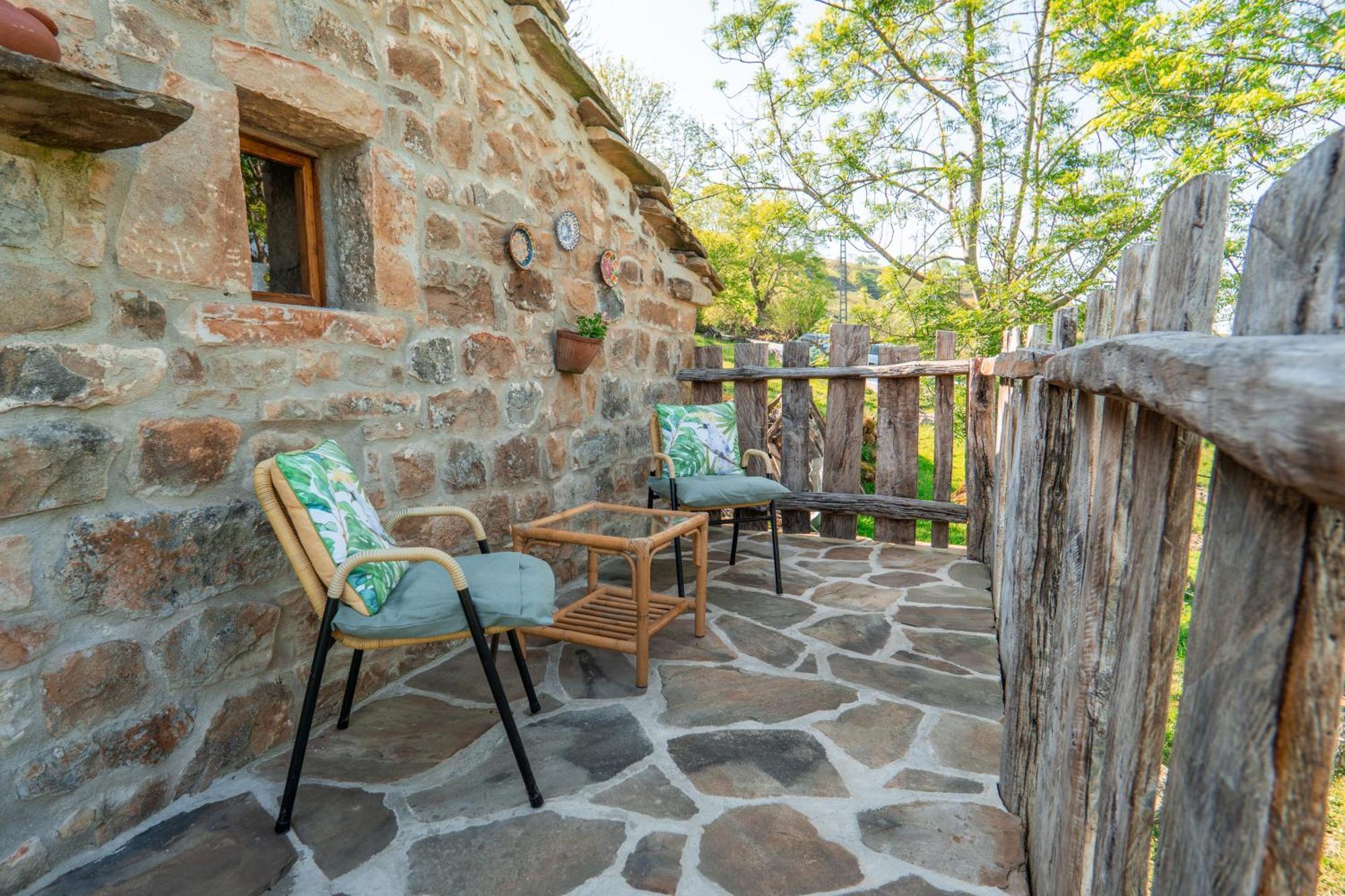 Vivienda Pasiega Lo Lucas 1920 San Roque de Ríomiera Екстериор снимка